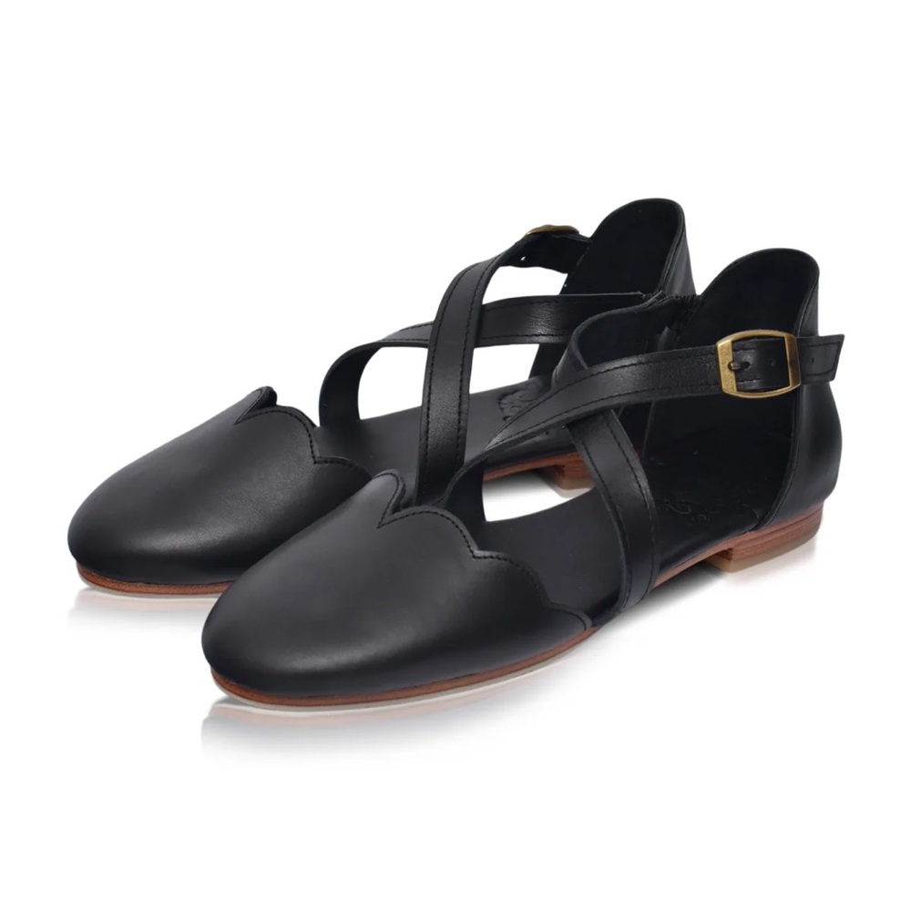 Mangrove Elegant Black Leather Flats